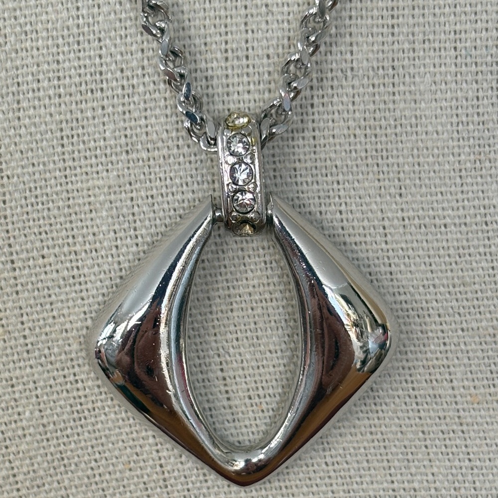 Yves Saint Laurent Silver Tone Chain Geometric Pendant Crystals 20.5-22" extend - Picture 4 of 14